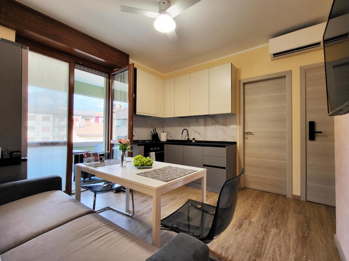 Appartement Casa Lariana à Lecco Extérieur photo