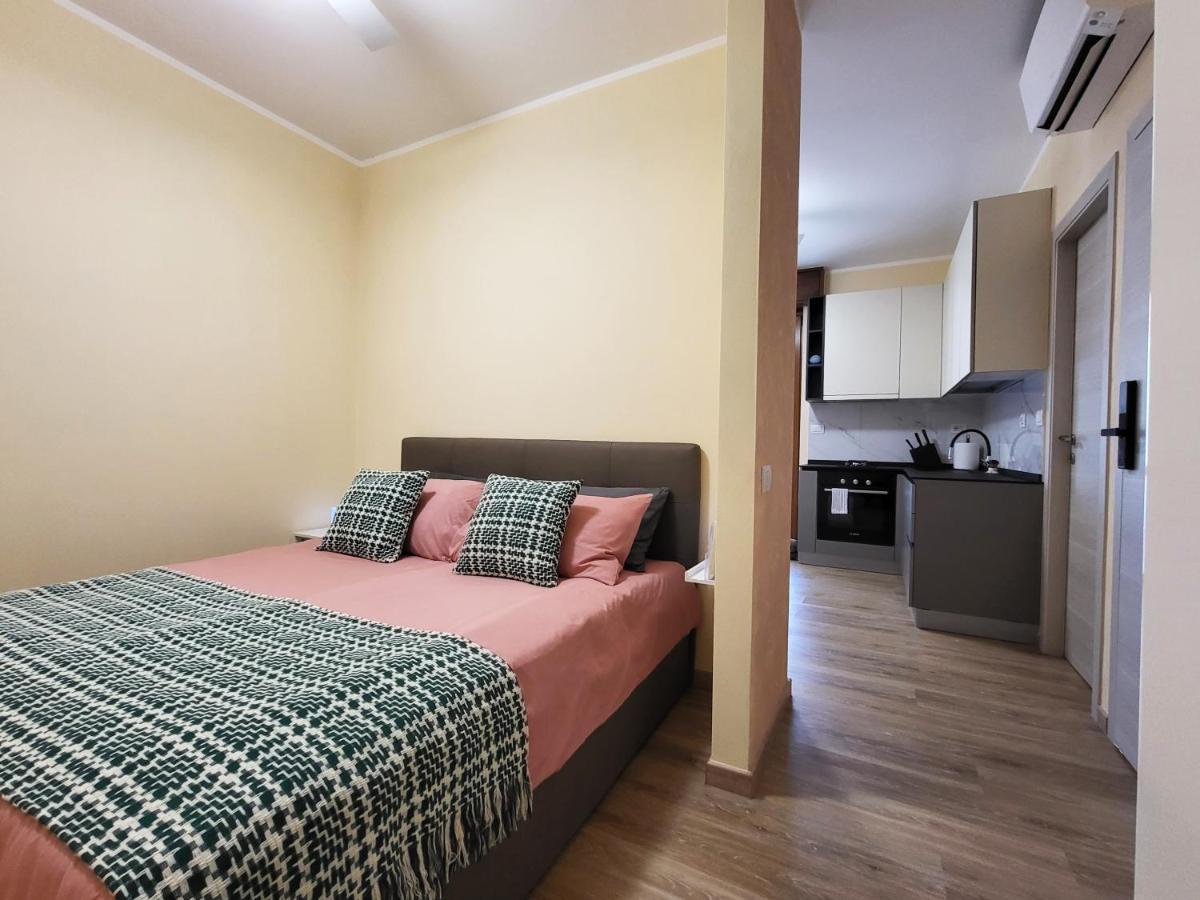 Appartement Casa Lariana à Lecco Extérieur photo