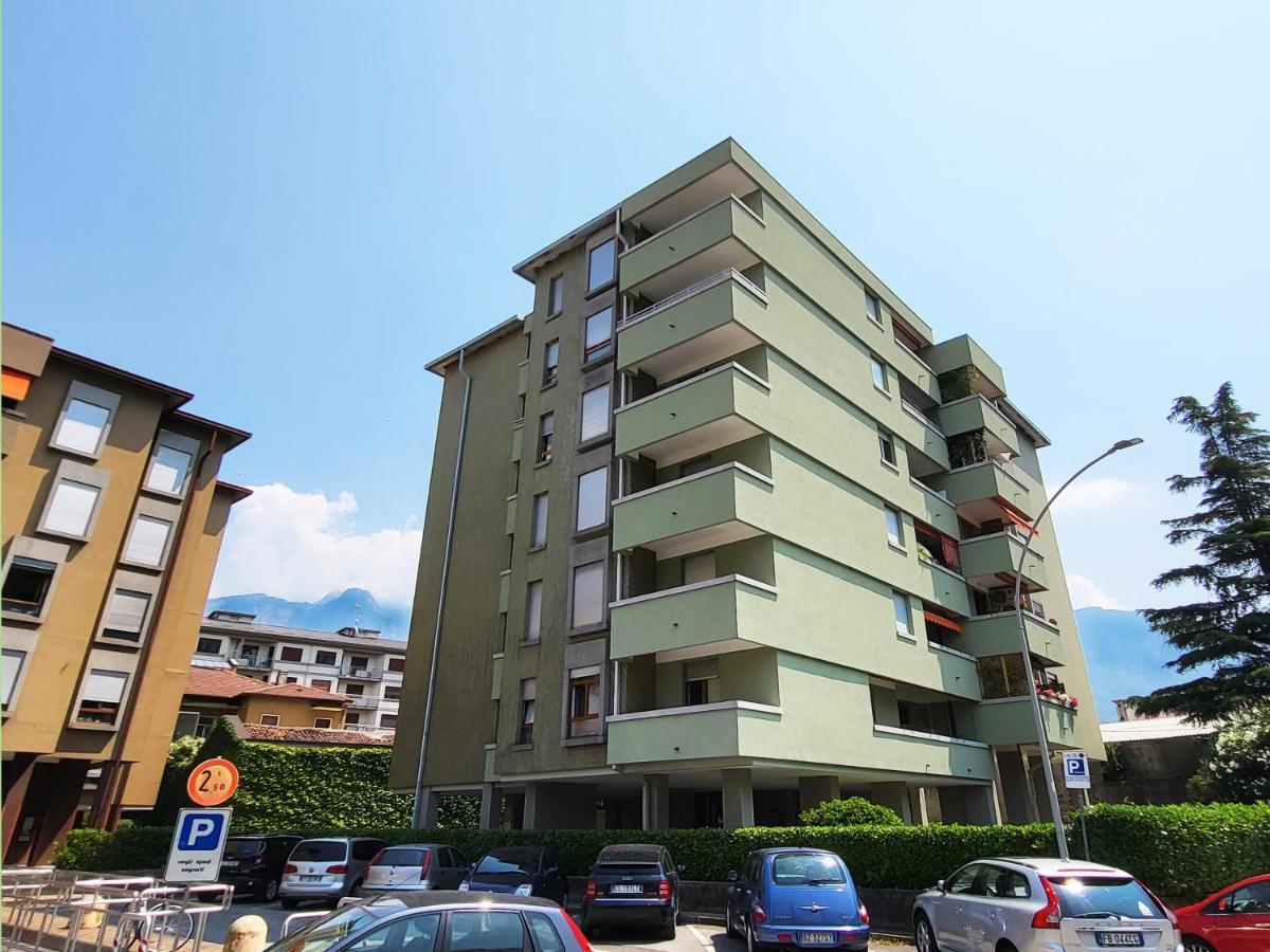 Appartement Casa Lariana à Lecco Extérieur photo
